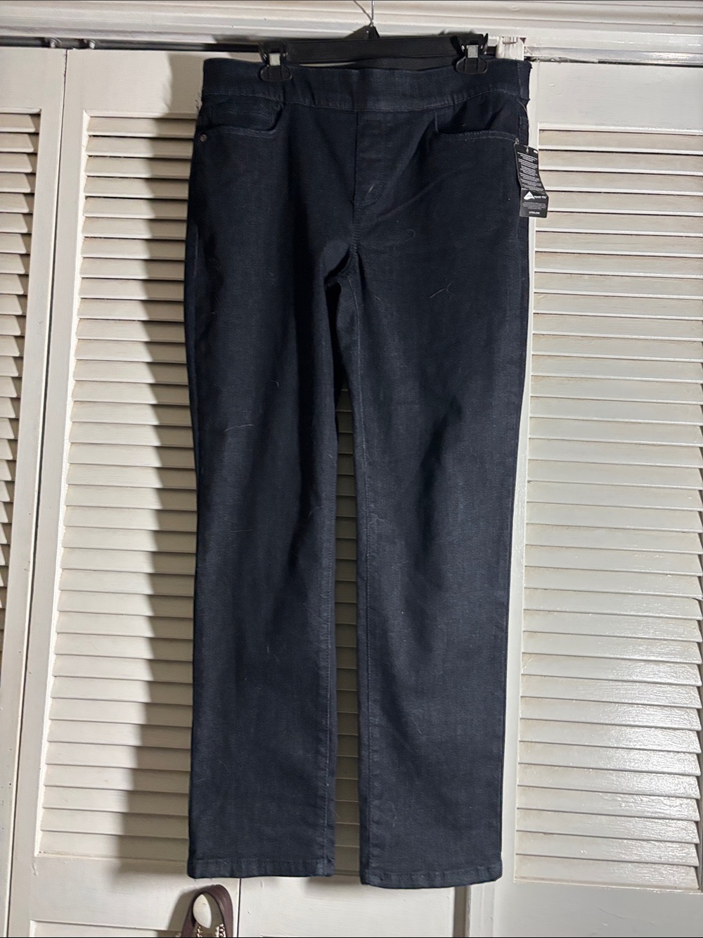 Dark Wash Straight Leg Jeggings